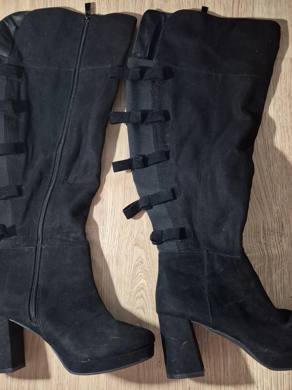 Black Suede Knee-High Block Heel Boots Size 8 Wide
